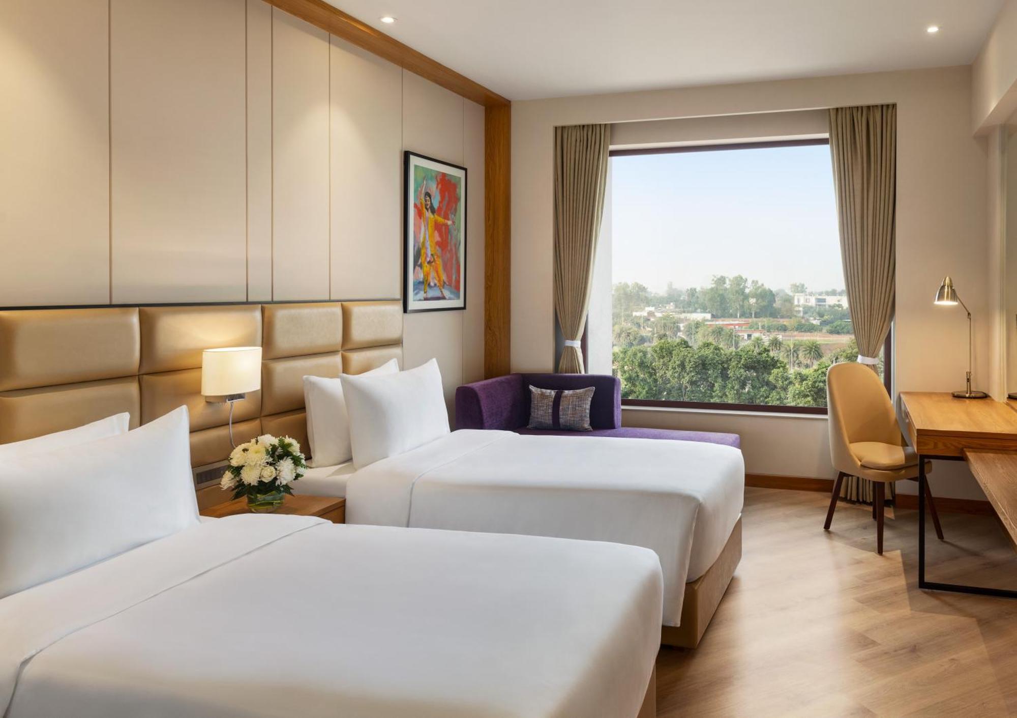 Ramada Encore By Wyndham Amritsar Airport 外观 照片